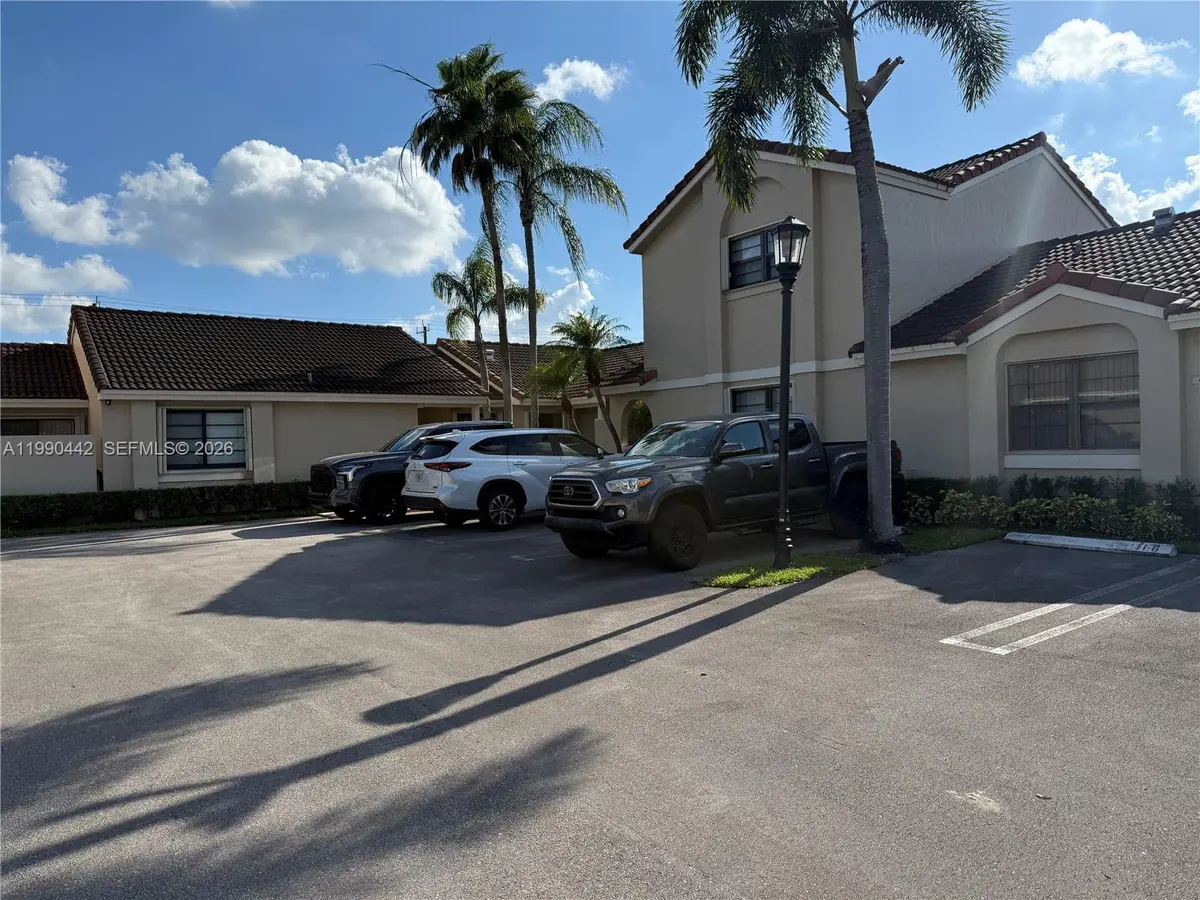 6360 NW 170th Ter, Hialeah, FL 33015 - #1