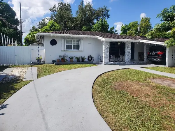 Address Withheld By Seller, Miami, FL 33177
