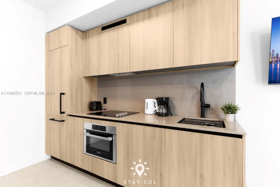 Address Withheld By Seller, Miami, FL 33132 - #2