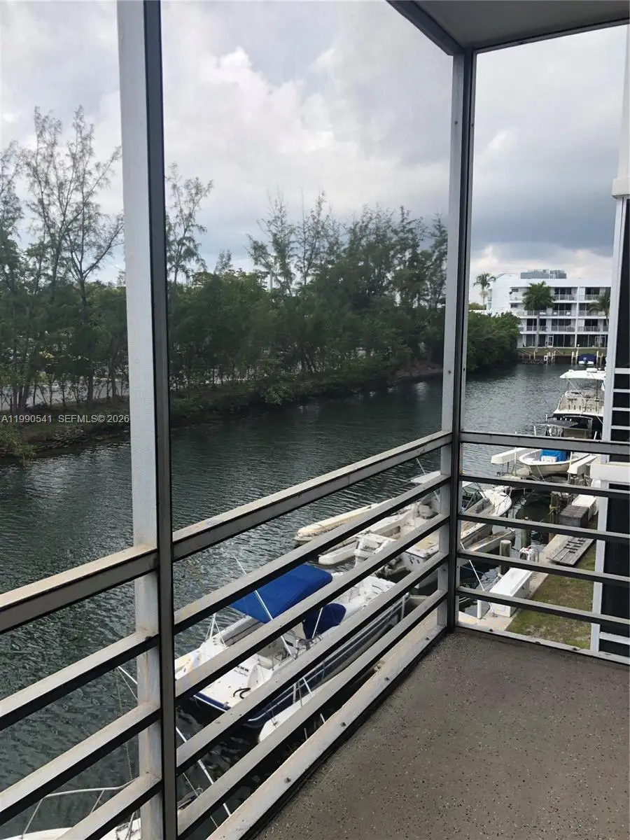 3660 NE 166th St #305, North Miami Beach, FL 33160 - #2