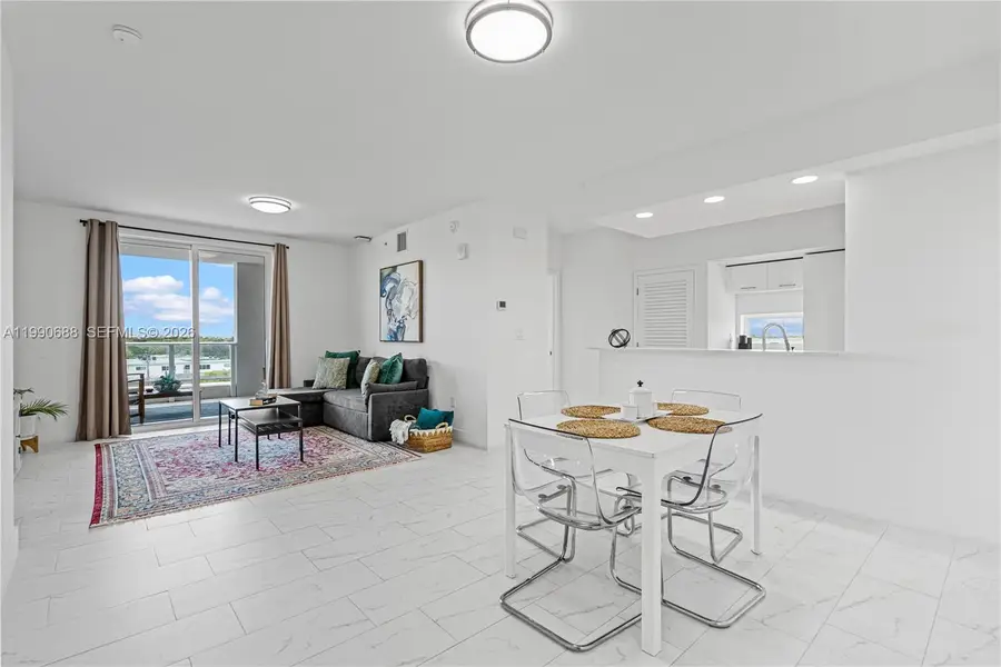 1850 Monroe St #308, Hollywood, FL 33020 - #2