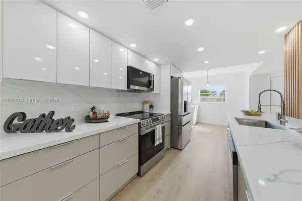 800 SW 125th Way #312O, Pembroke Pines, FL 33027