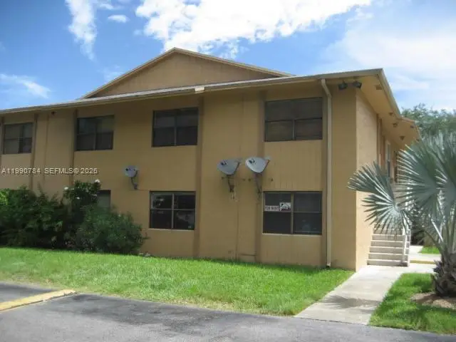 15328 SW 72 St #8-14, Miami, FL 33193 - #1