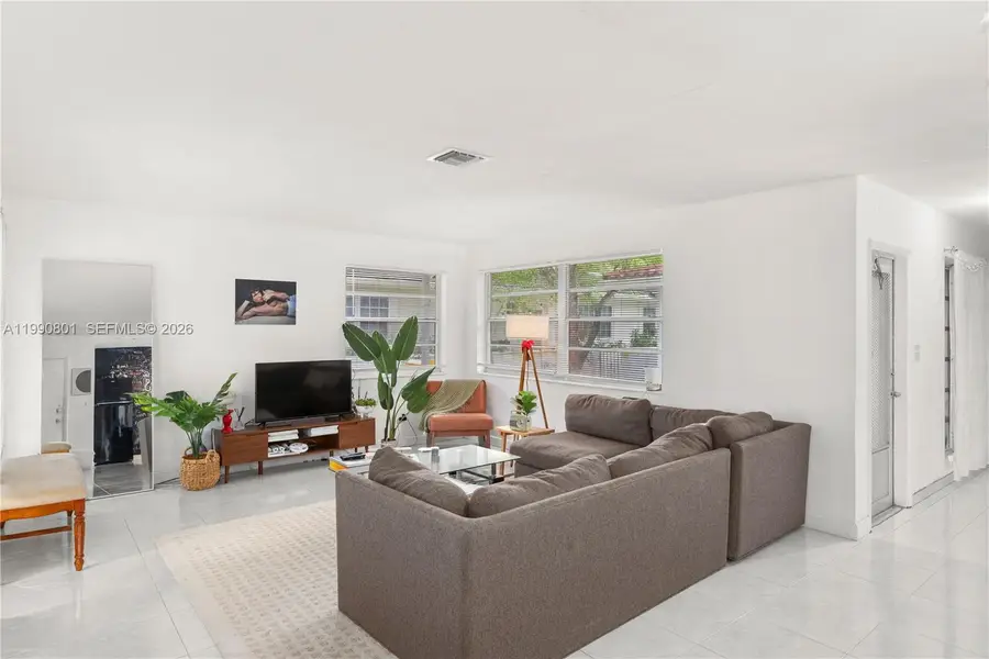 5921 Turin St, Coral Gables, FL 33146 - #3