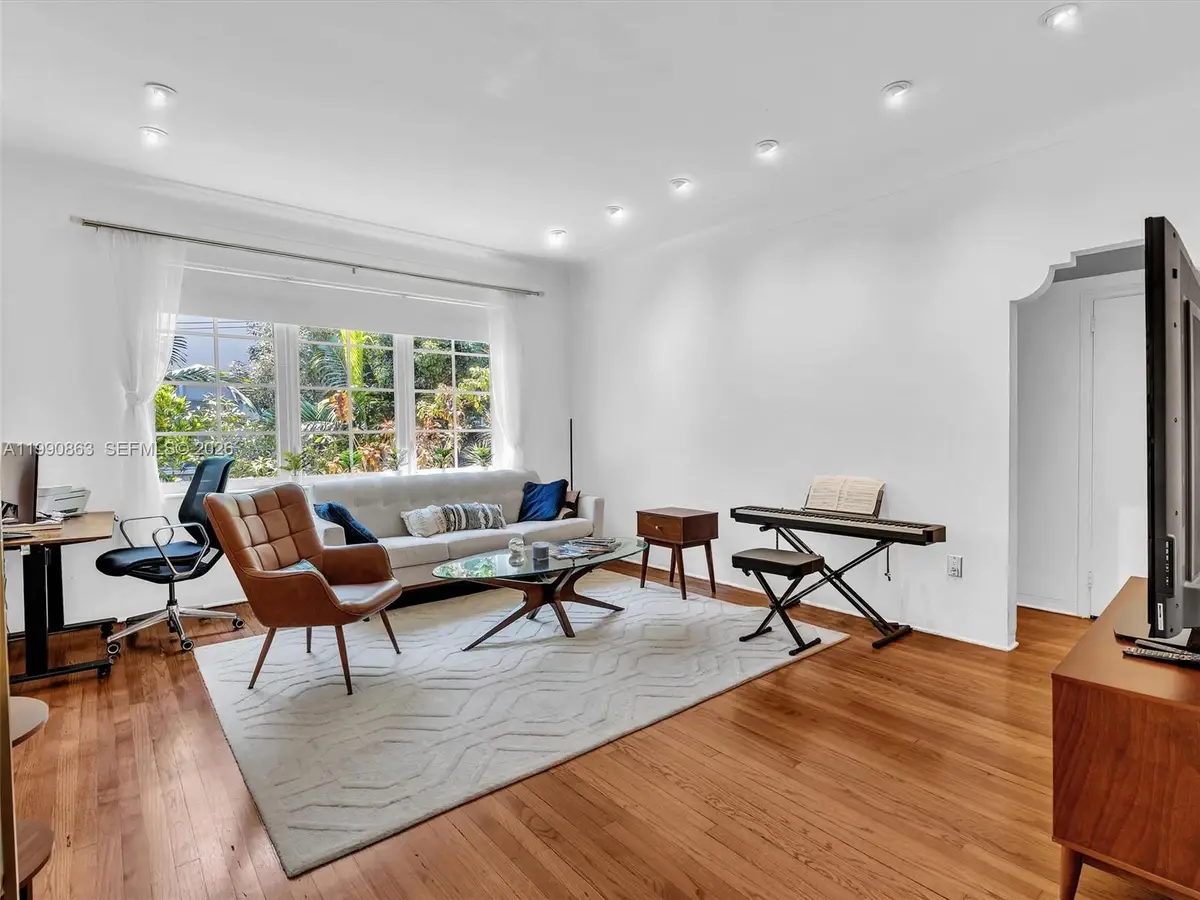 910 Lenox Ave #2, Miami Beach, FL 33139 - #1