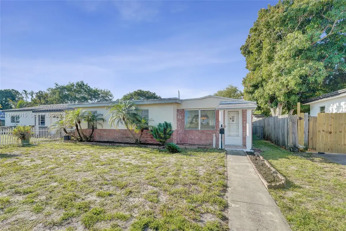 2542 Coolidge St, Hollywood, FL 33020 - #1