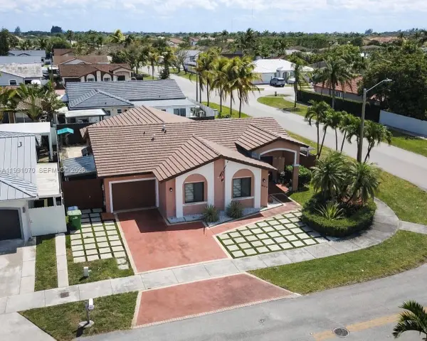 15182 SW 171st St, Miami, FL 33187