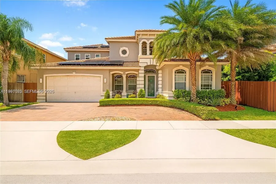 8770 SW 204th St, Cutler Bay, FL 33189 - #2