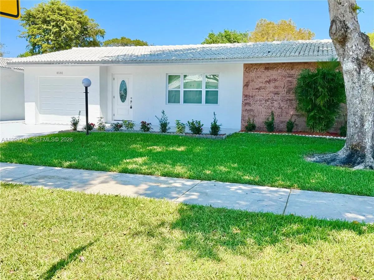 8581 NW 17th St, Plantation, FL 33322 - #1
