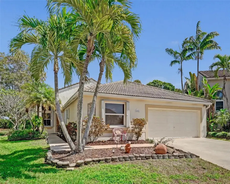 1080 Briar Ridge Rd, Weston, FL 33327 - #3