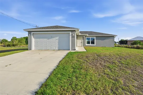 3110 Kapok Cir, La Belle, FL 33935