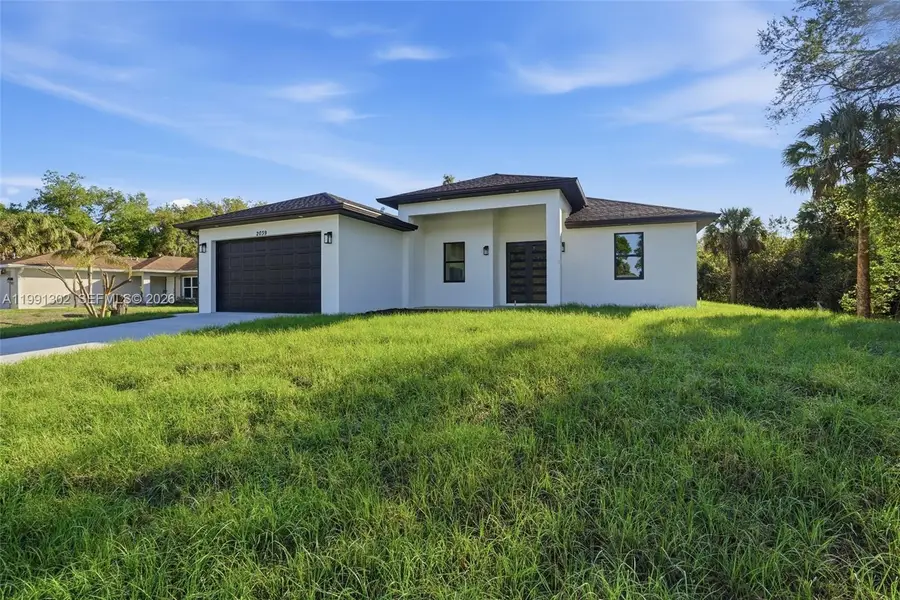 2039 Detroit Dr, Labelle, FL 33935 - #2