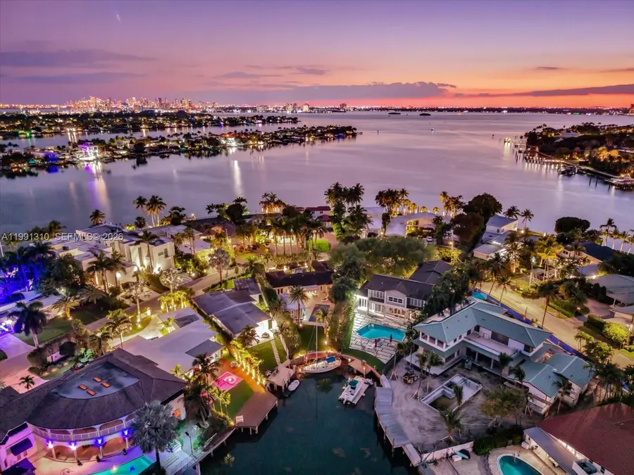 1277 Biscaya Dr, Surfside, FL 33154 - #3