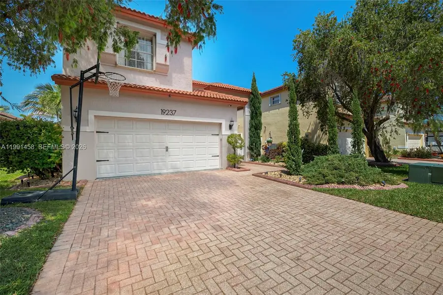 19237 NW 13th St, Pembroke Pines, FL 33029 - #3
