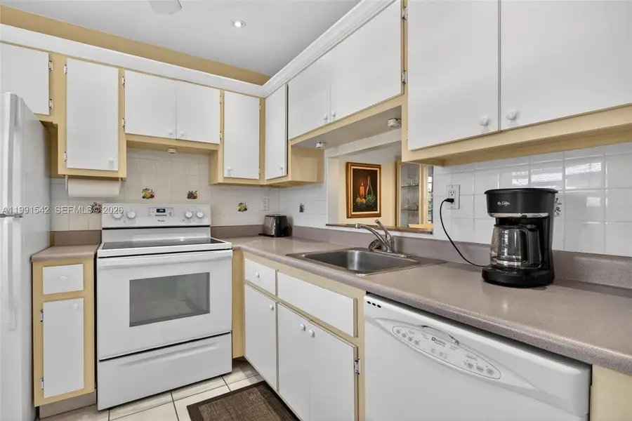 4299 NW 16th St #202, Lauderhill, FL 33313 - #3