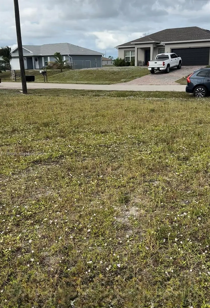 620 NW 28th St, Cape Coral, FL 33993 - #3