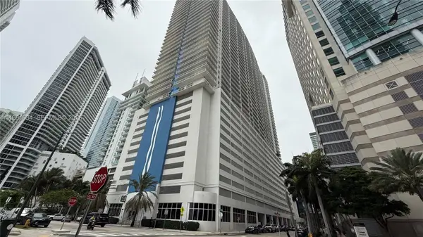 1200 Brickell Bay Dr #2216, Miami, FL 33131