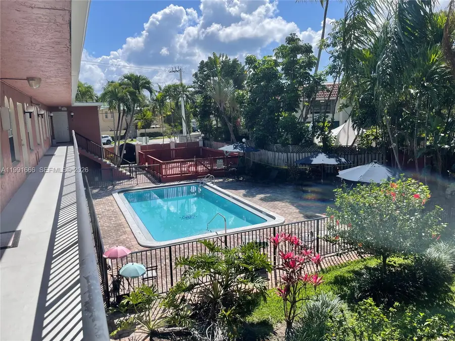 1405 Miami Rd #23, Fort Lauderdale, FL 33316 - #3