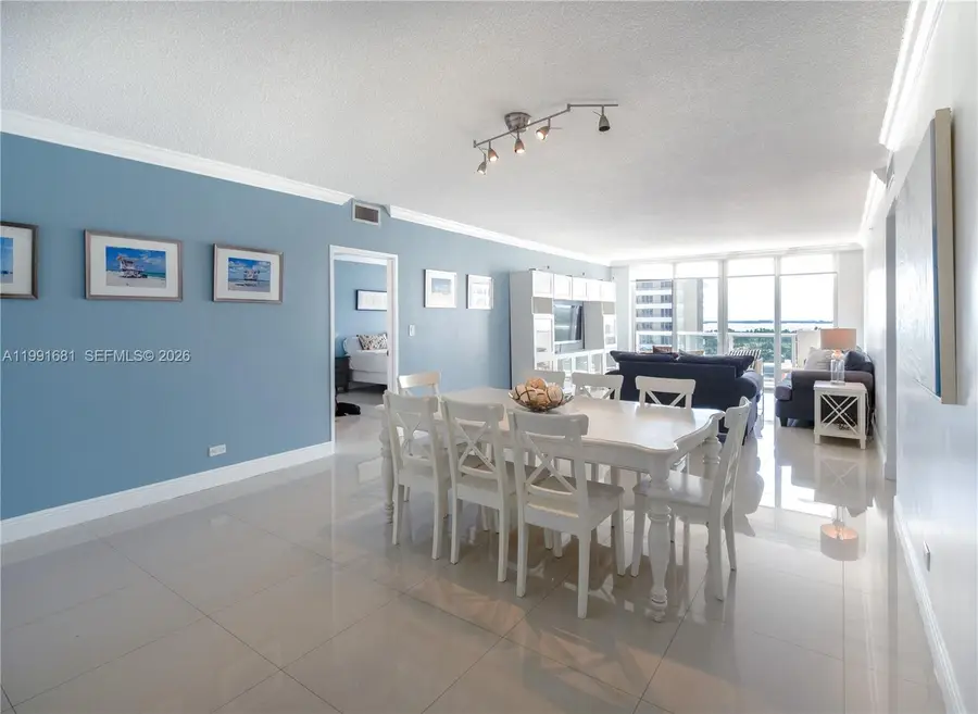 5601 Collins Ave #1420, Miami Beach, FL 33140 - #2