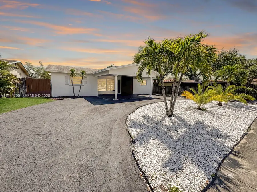 2101 N 56th Ave, Hollywood, FL 33021 - #3