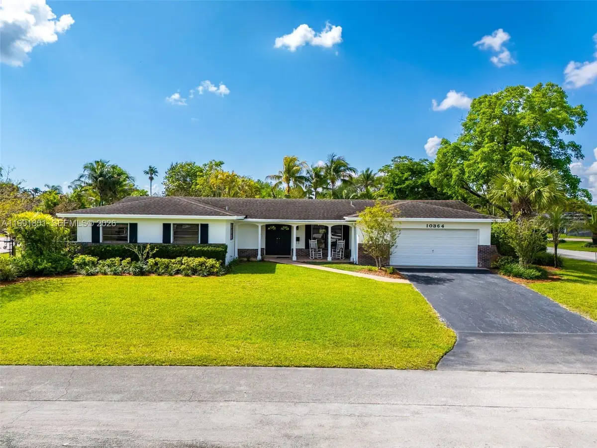 10364 SW 117th St, Miami, FL 33176 - #1