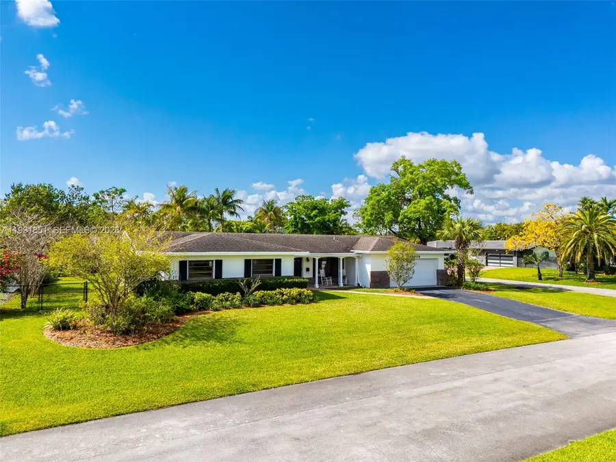 10364 SW 117th St, Miami, FL 33176 - #2