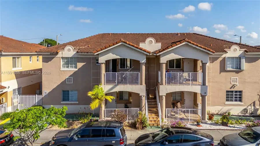 317 E 3rd St #201, Hialeah, FL 33010 - #2