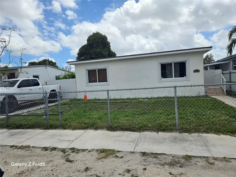 234 E 44th St, Hialeah, FL 33013 - #2