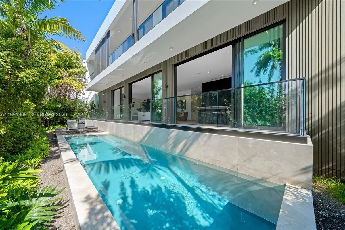 291 Palm Ave, Miami Beach, FL 33139 - #1