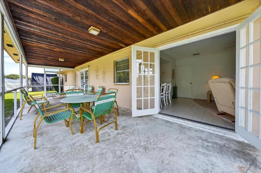 7241 NW 10th Pl, Plantation, FL 33313 - #3