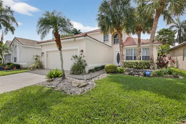 7700 Monarch Ct, Delray Beach, FL 33446