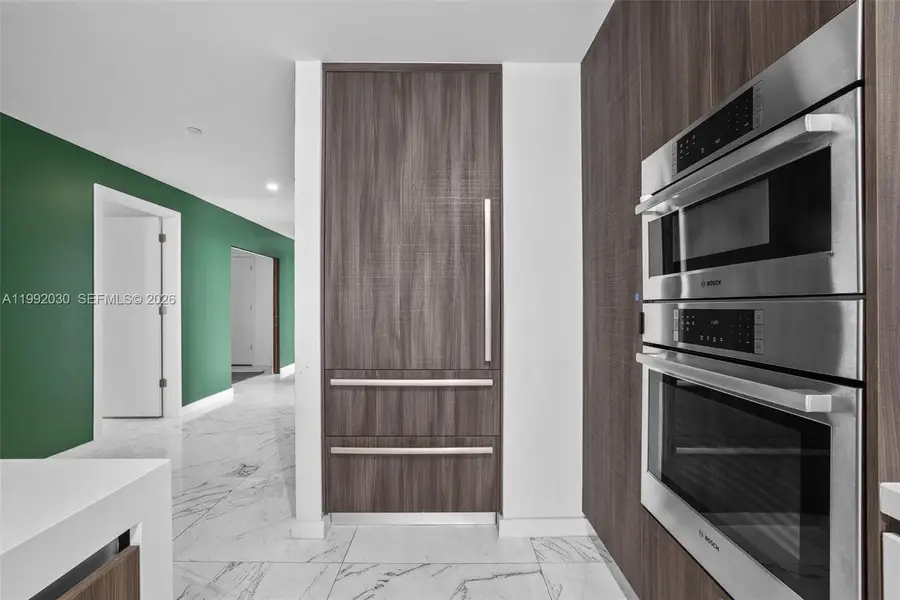 851 NE 1st Ave #3211, Miami, FL 33132 - #2