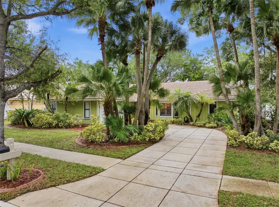 18546 Lake Bend Dr, Jupiter, FL 33458 - #3