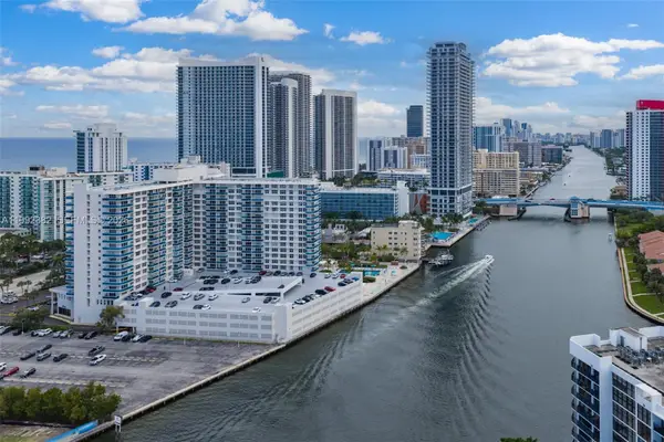 3800 S Ocean Dr #522, Hollywood, FL 33019