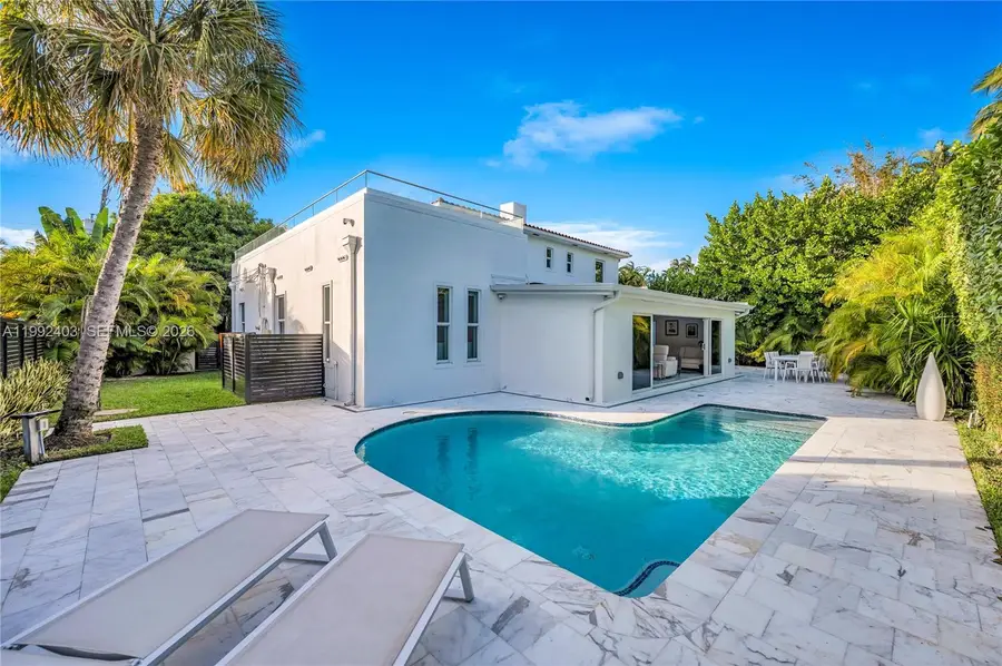 4321 Nautilus Dr, Miami Beach, FL 33140 - #3