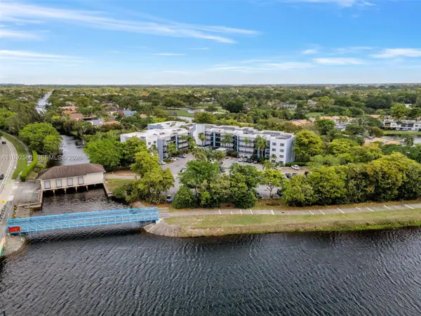 1021 Mockingbird Ln #302, Plantation, FL 33324