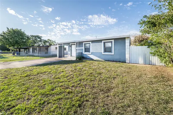 1119 NW 10th Pl, Fort Lauderdale, FL 33311