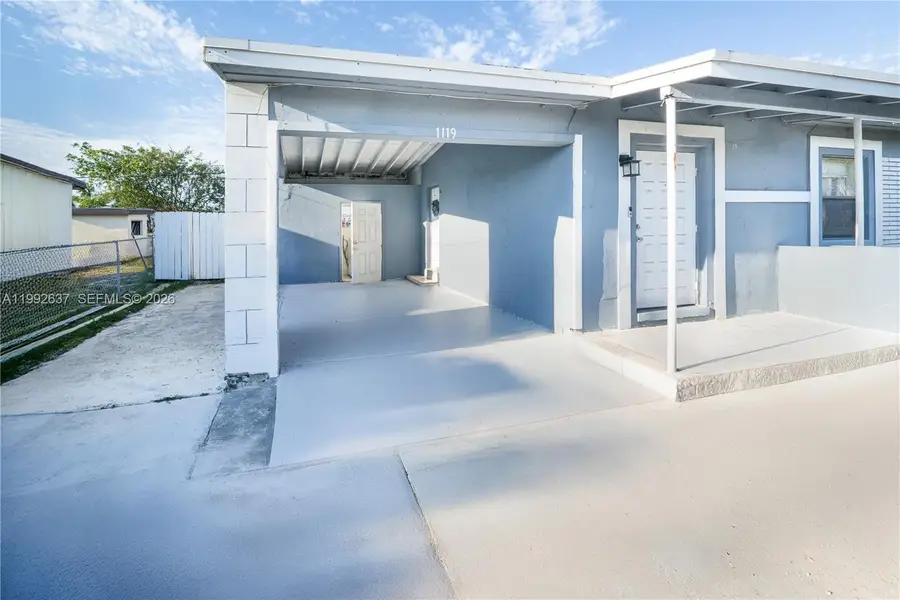 1119 NW 10th Pl, Fort Lauderdale, FL 33311 - #2