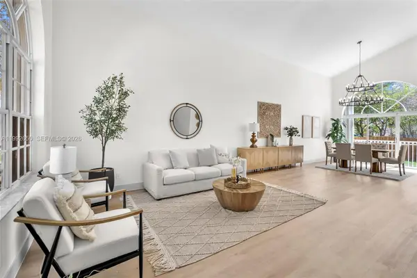 9732 NW 32nd St, Doral, FL 33172