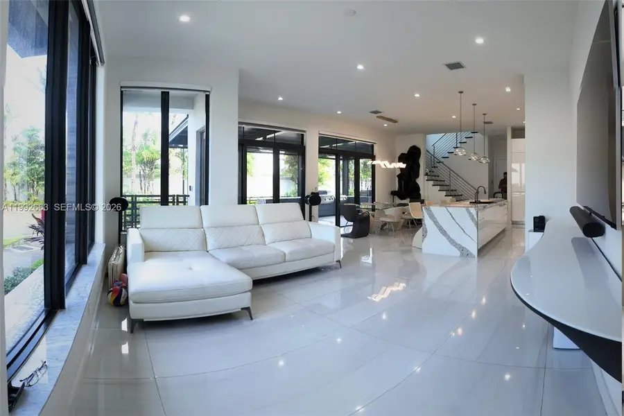 8002 NW 43rd St, Doral, FL 33166 - #3