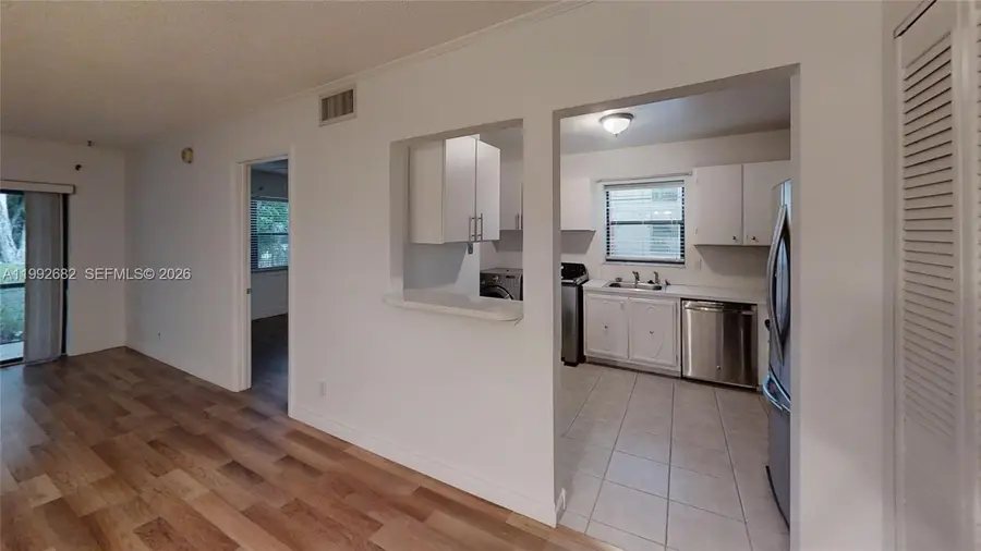 301 N Pine Island Rd #165, Plantation, FL 33324 - #3