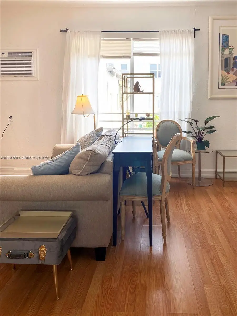 820 Euclid Ave #203, Miami Beach, FL 33139 - #2