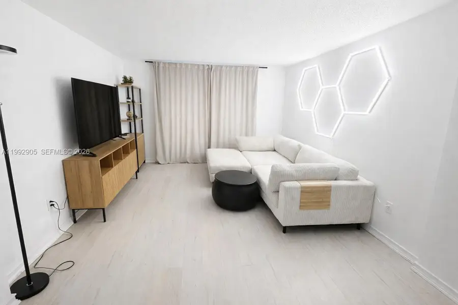 16851 NE 23rd Ave #B604, North Miami Beach, FL 33160 - #3