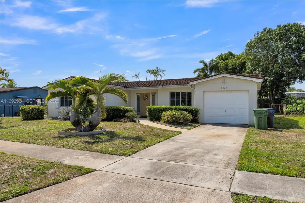 6924 NW 8th Ct, Margate, FL 33063 - #1