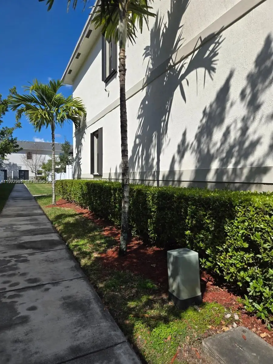 1166 SW 7th Ave, Florida City, FL 33034 - #2