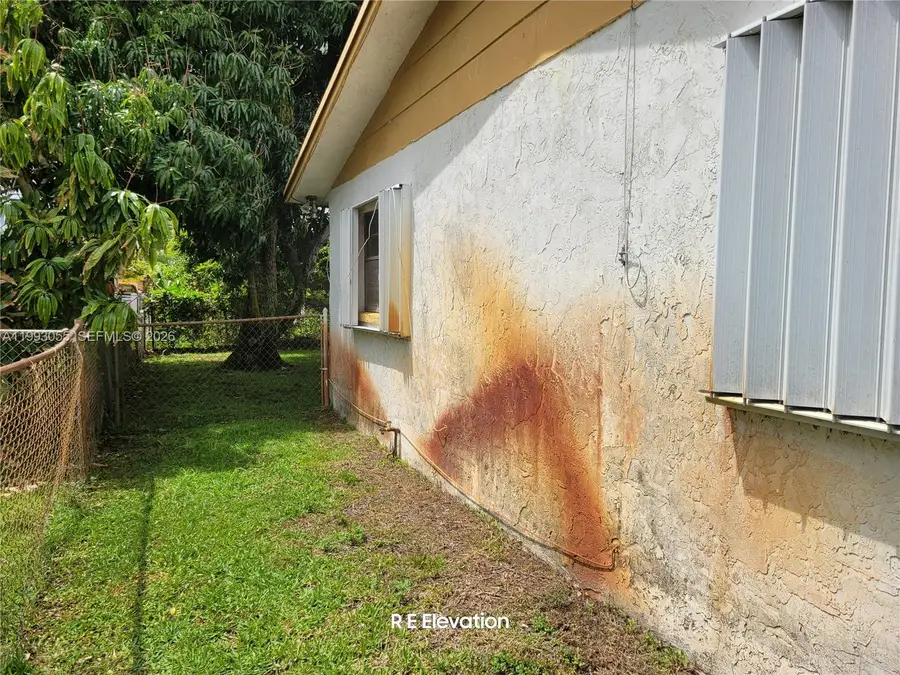 1149 NW 45th Ave, Lauderhill, FL 33313 - #2