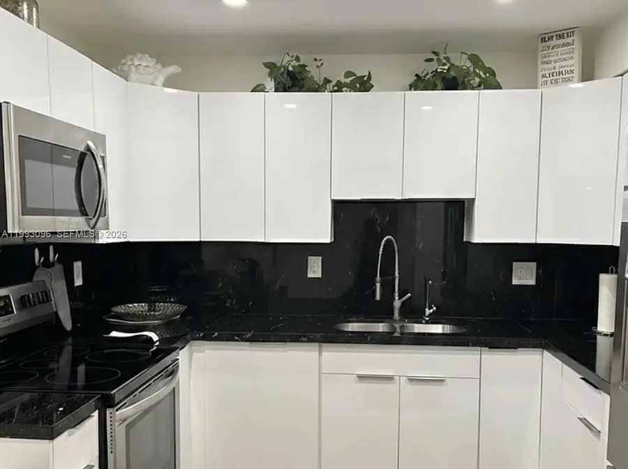 2450 NE 135th St #103, North Miami, FL 33181 - #3