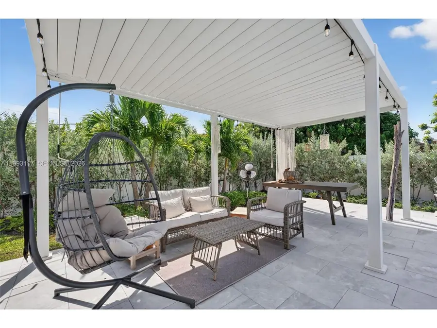 426 SE 3rd St, Dania Beach, FL 33004 - #3