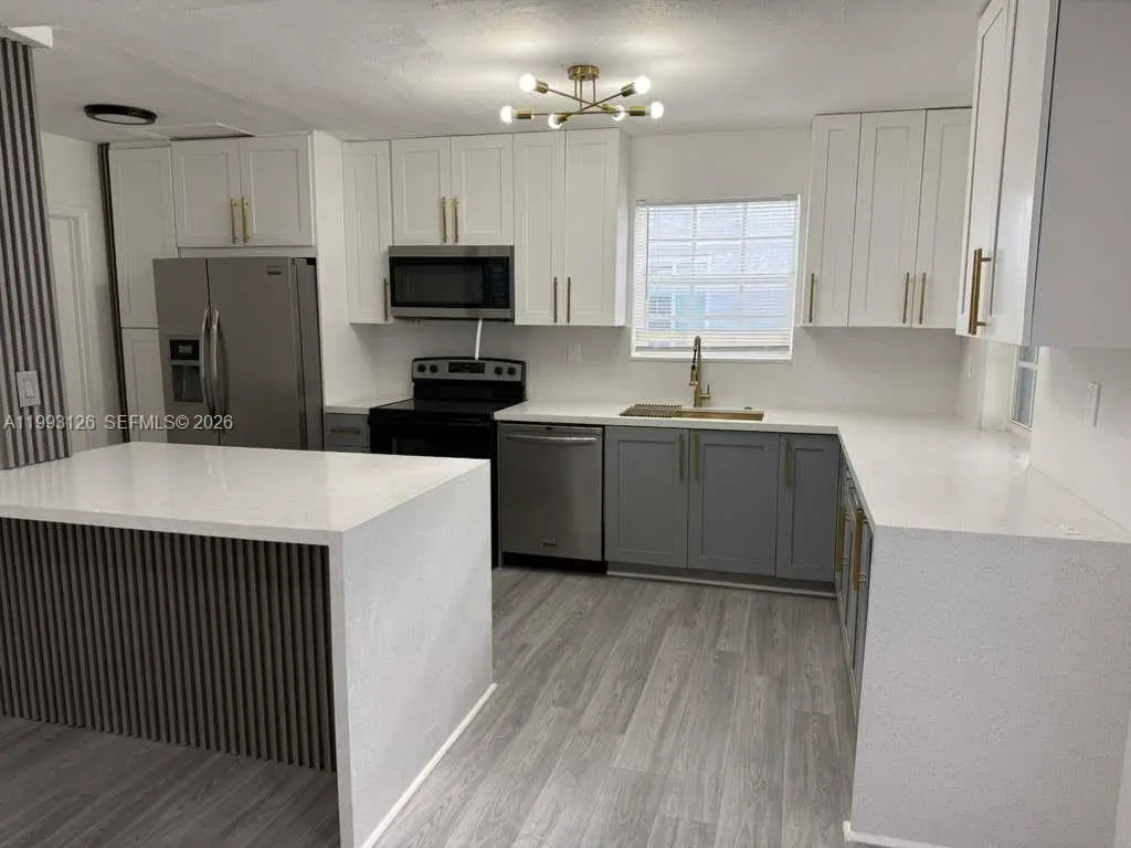 7120 Allen St, Hollywood, FL 33024 - #1