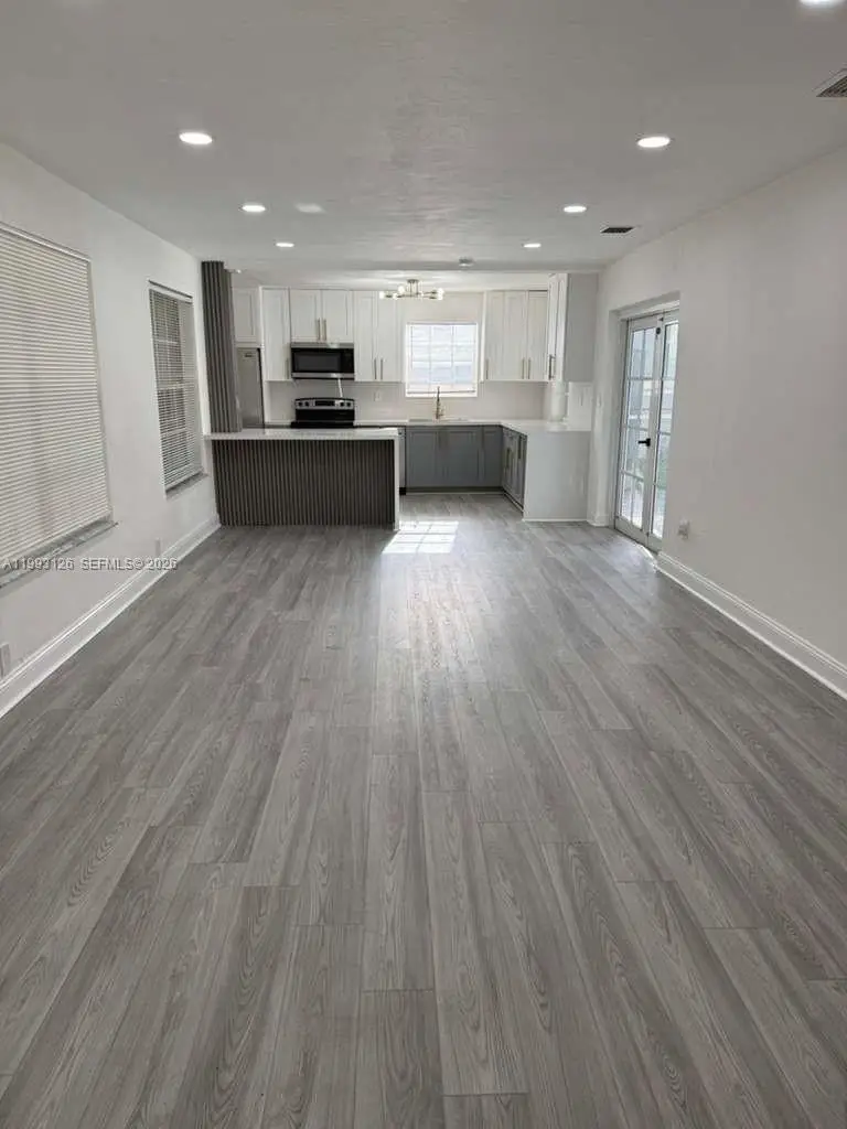 7120 Allen St, Hollywood, FL 33024 - #2